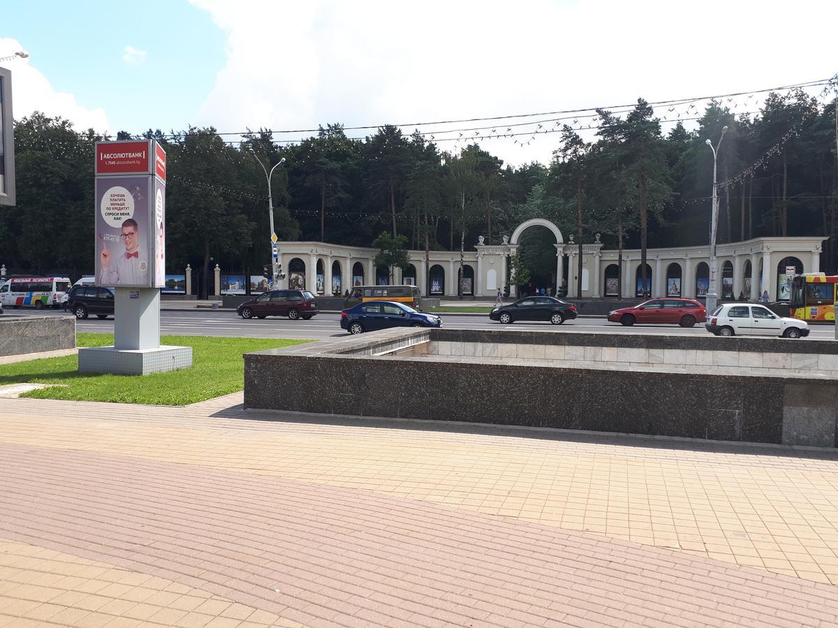 Apartment Dom Kino Minsk Exterior photo
